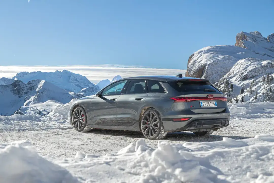 audi s6 avant e-tron