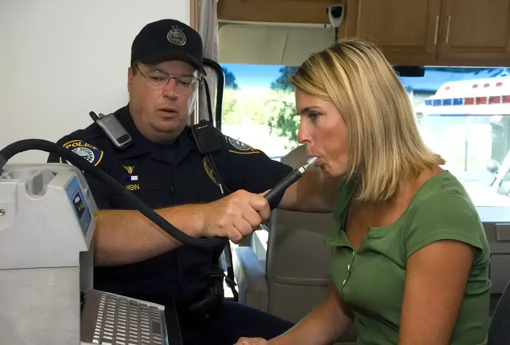 breath test 3835297622