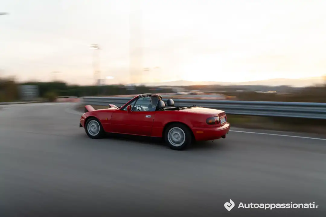 Mazda MX-5 NA 1.8 16v 1994 guida frontale tre quarti