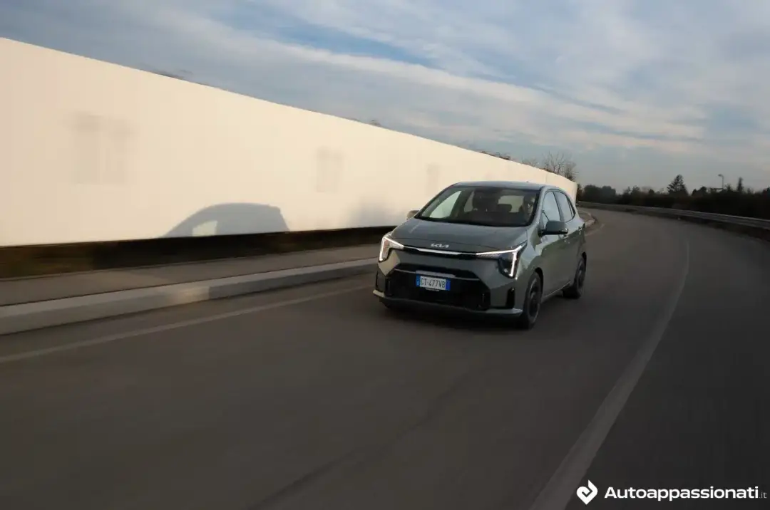 kia picanto 2025 02
