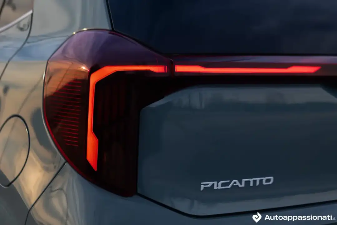 kia picanto 2025 04