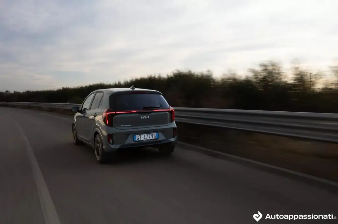 kia picanto 2025 17