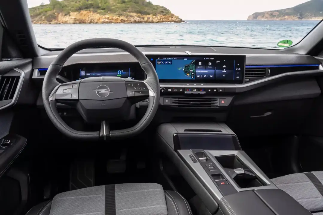 opel grandland phev 08