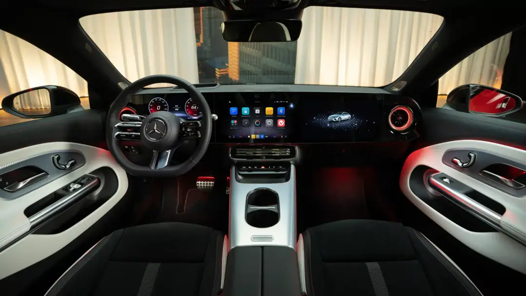 Mercedes CLA 2025 interni