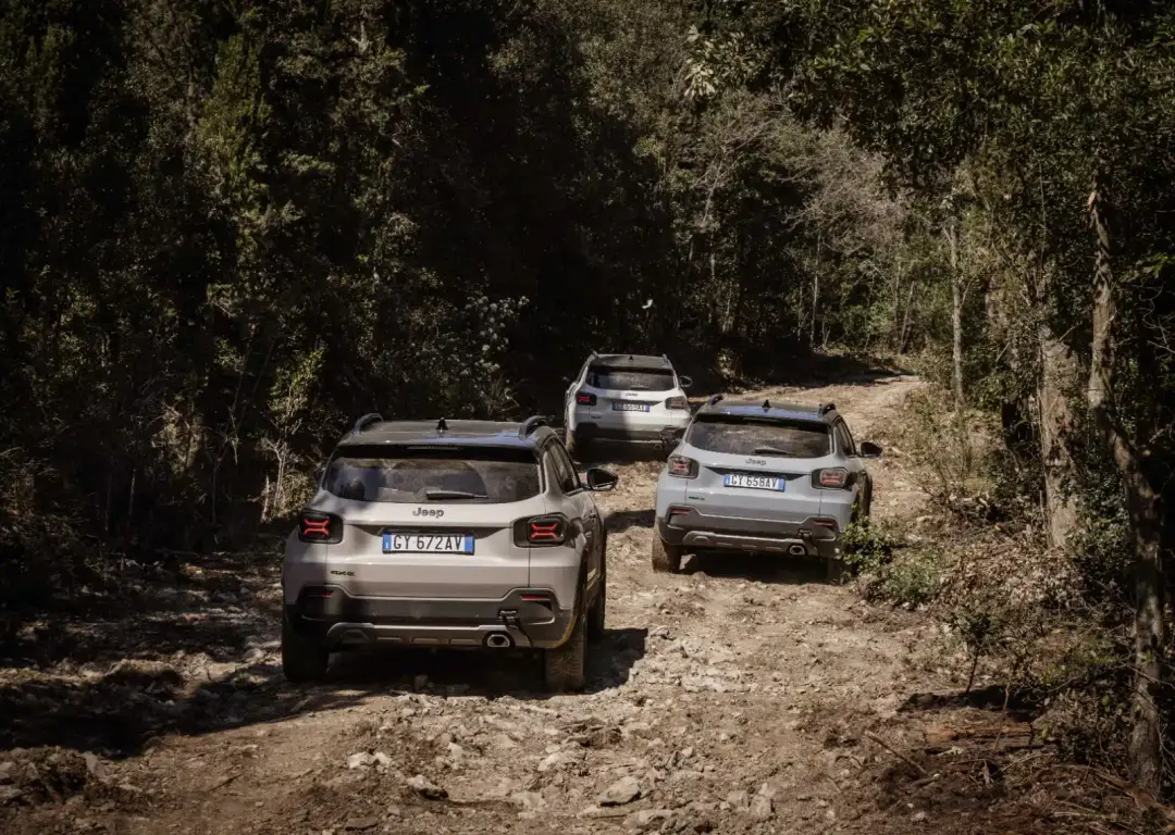 jeep avenger 4xe gamma