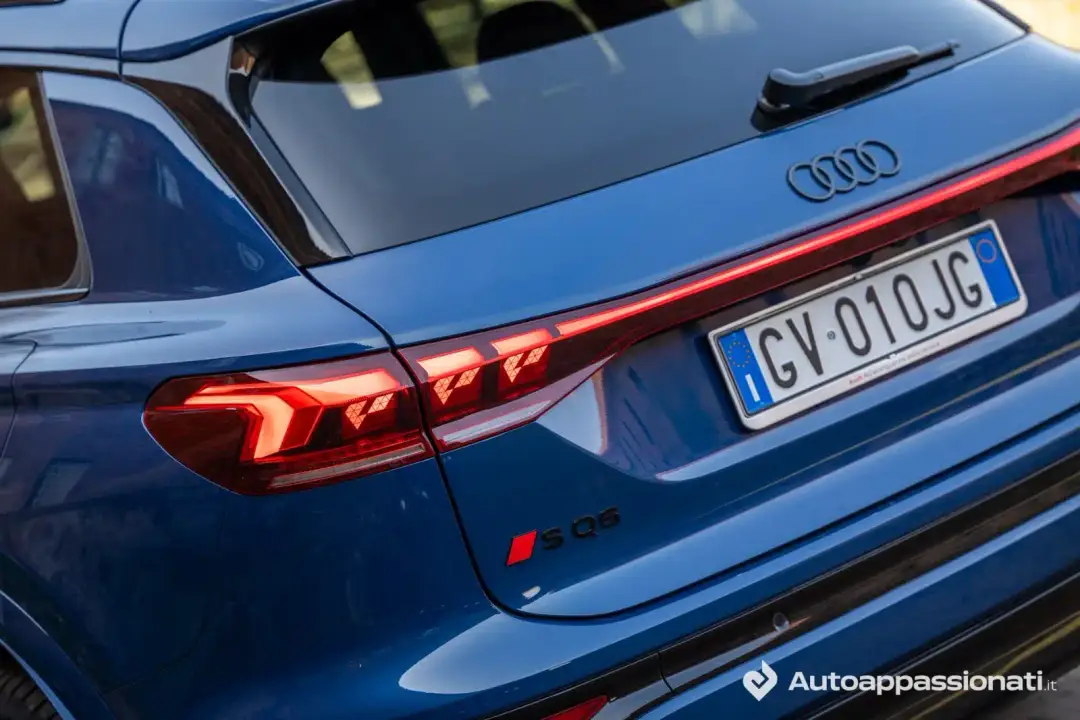 audi sq6 e tron 10