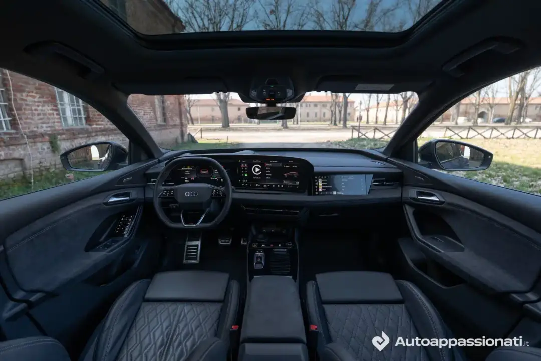 interni audi sq6 e-tron