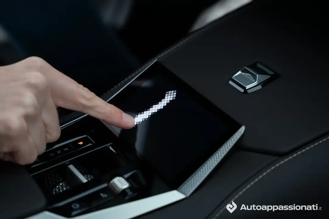 ds4 hybrid 2025 16