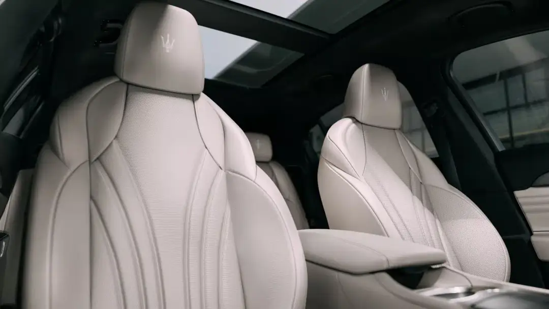 Maserati Grecale 2025 interni