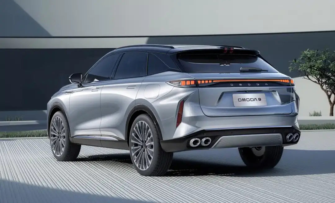 Omoda 9