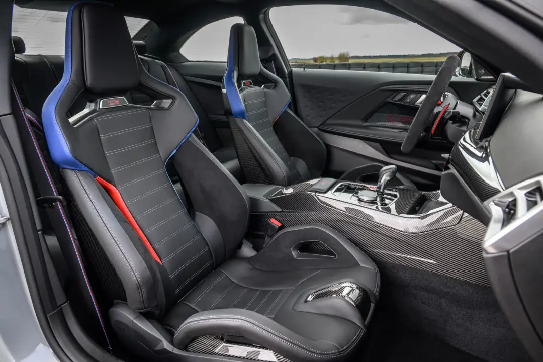 BMW M2 CS interni