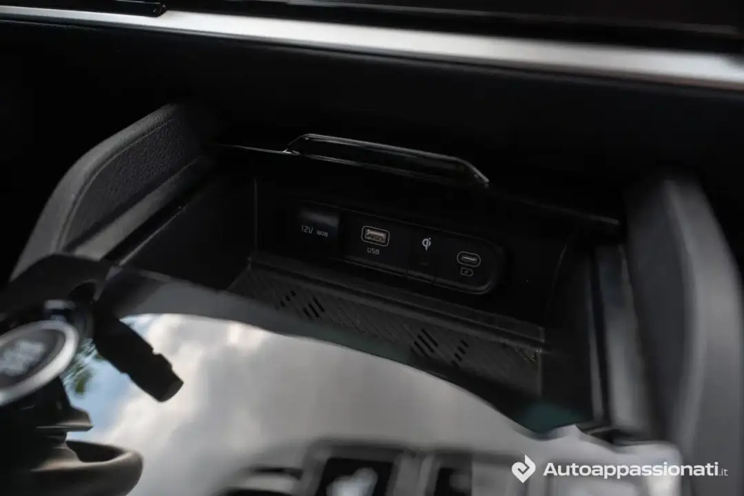 kia sportage hybrid 2025 20