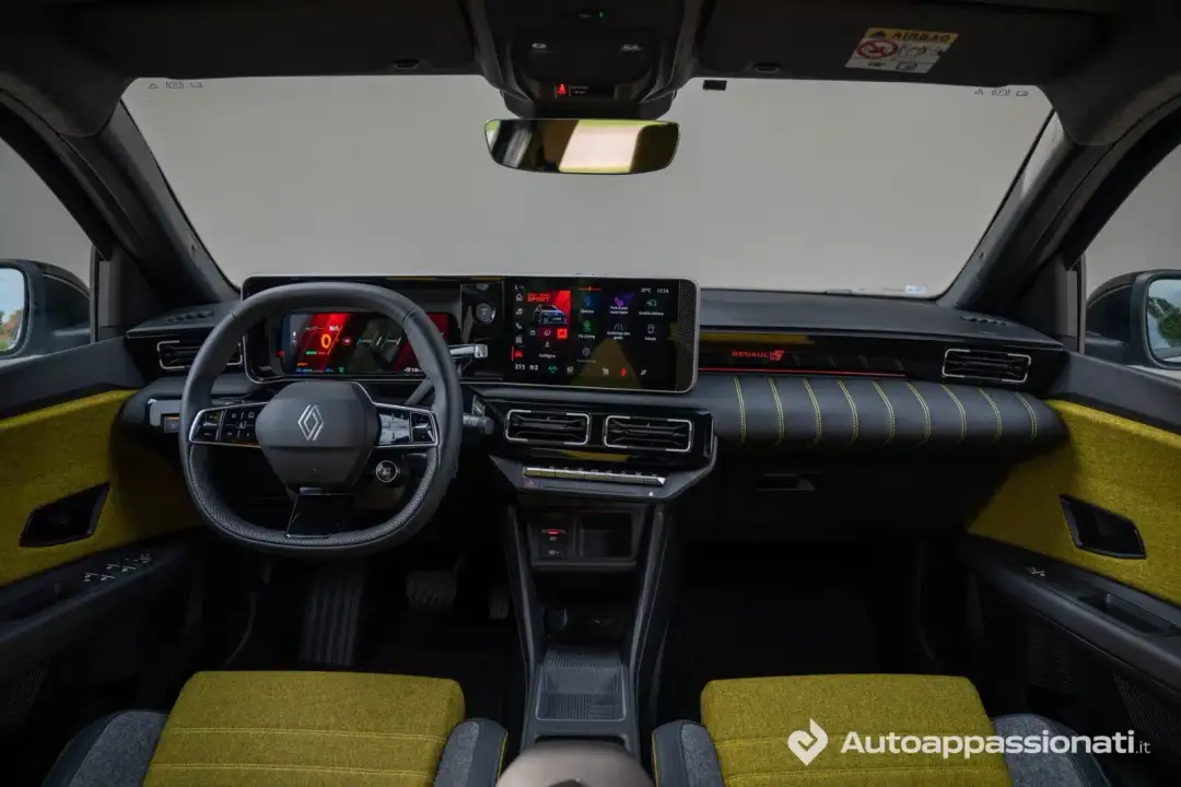 interni renault 5 e-tech