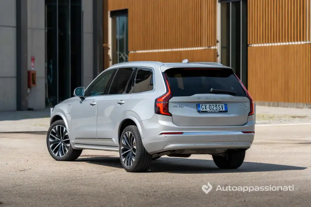 Volvo XC90 T8 