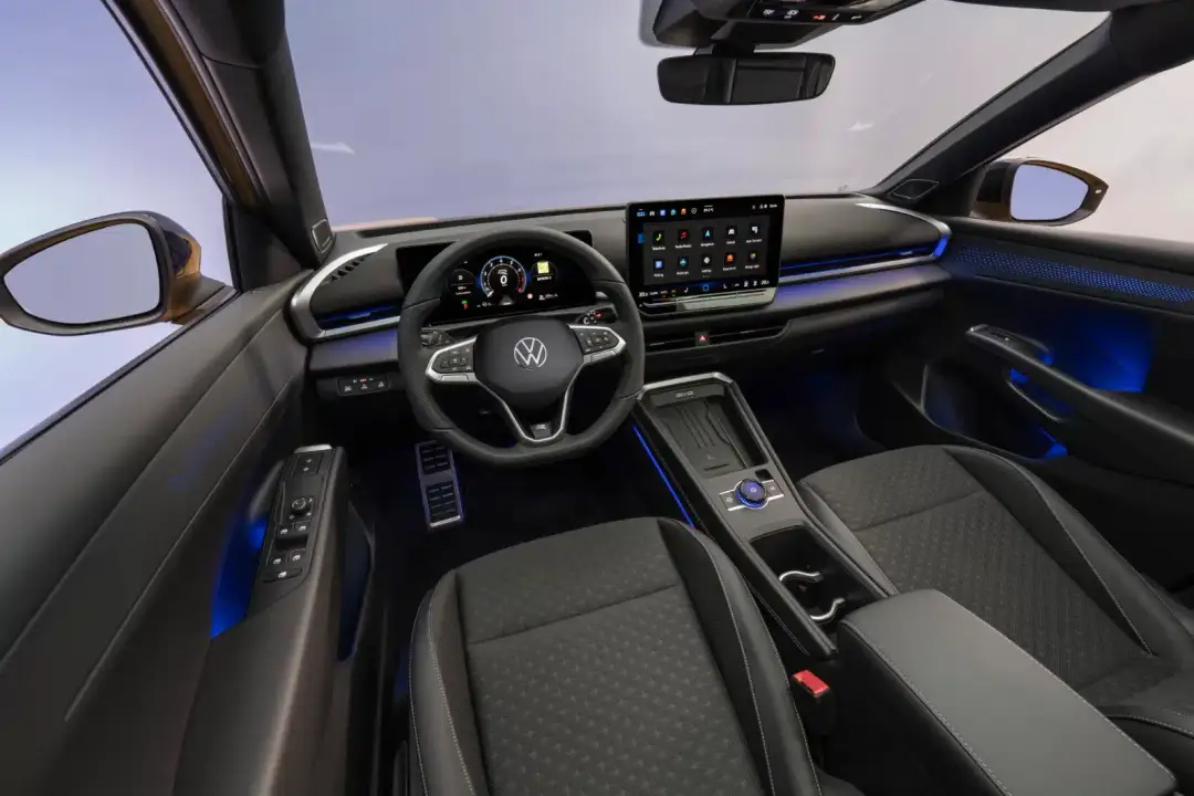 interni volkswagen t-roc 2025