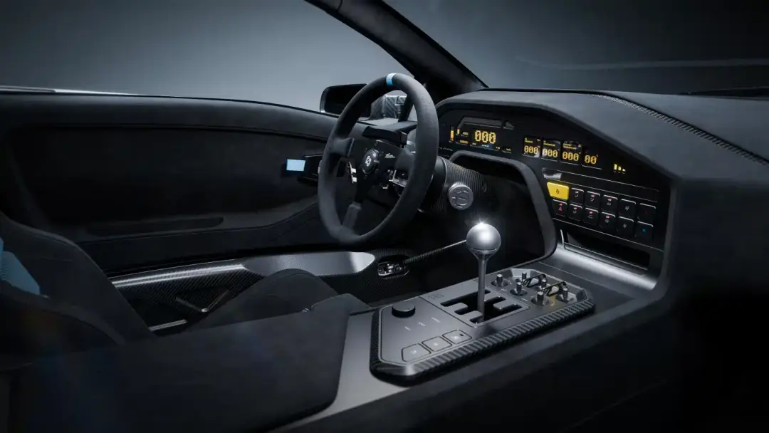 eccentrica v12 interni pacchetto titano