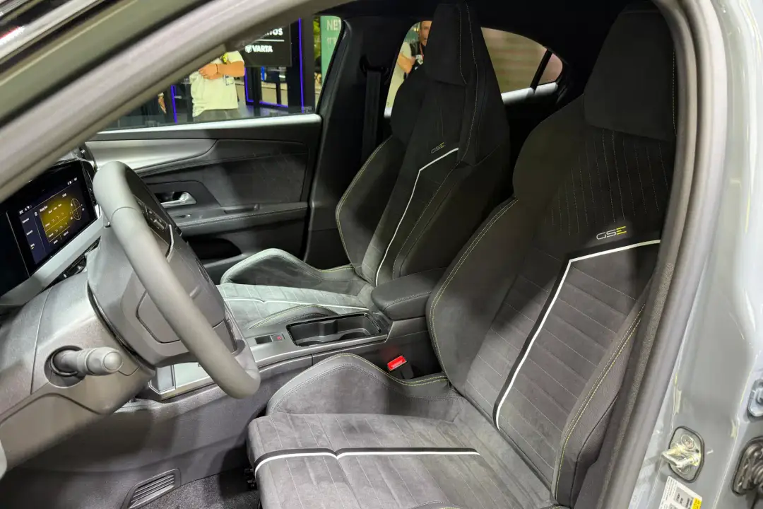 Opel Mokka GSE interni