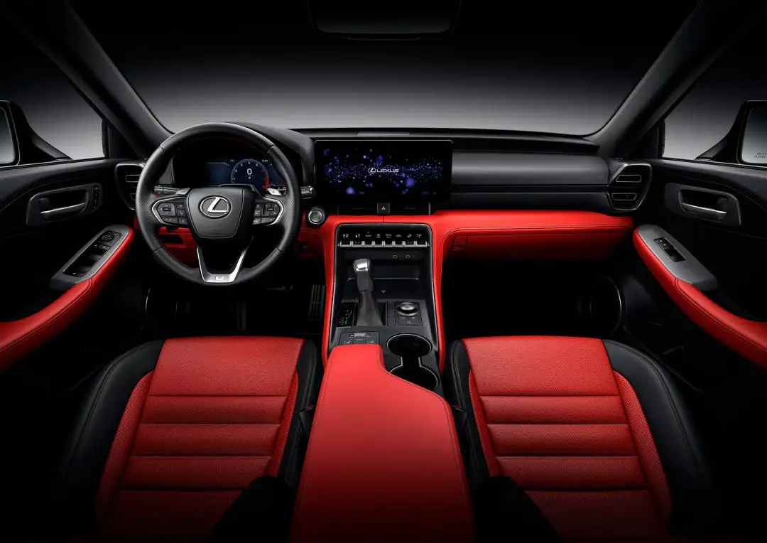 Lexus IS 2026 interni