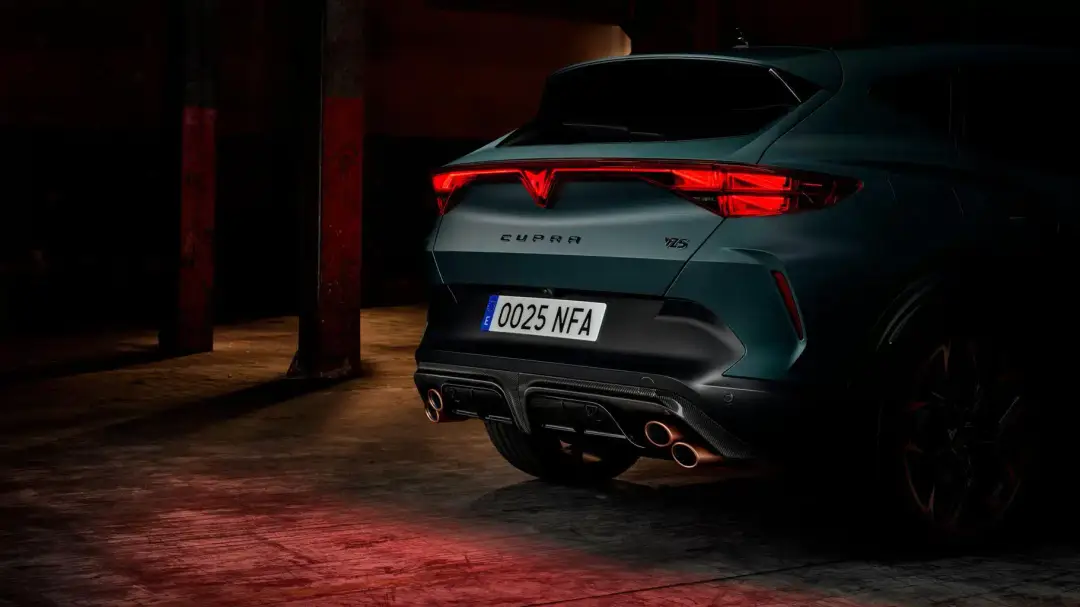 CUPRA-Formentor-VZ5