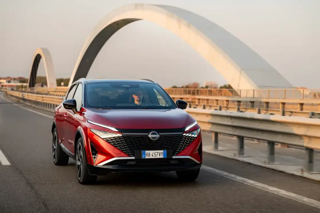 nissan qashqai 2026 driving