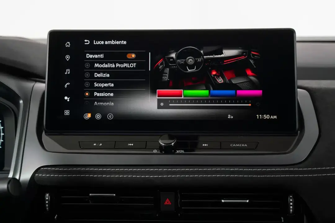 colorazione ambiente nissan qashqai e-power 2026