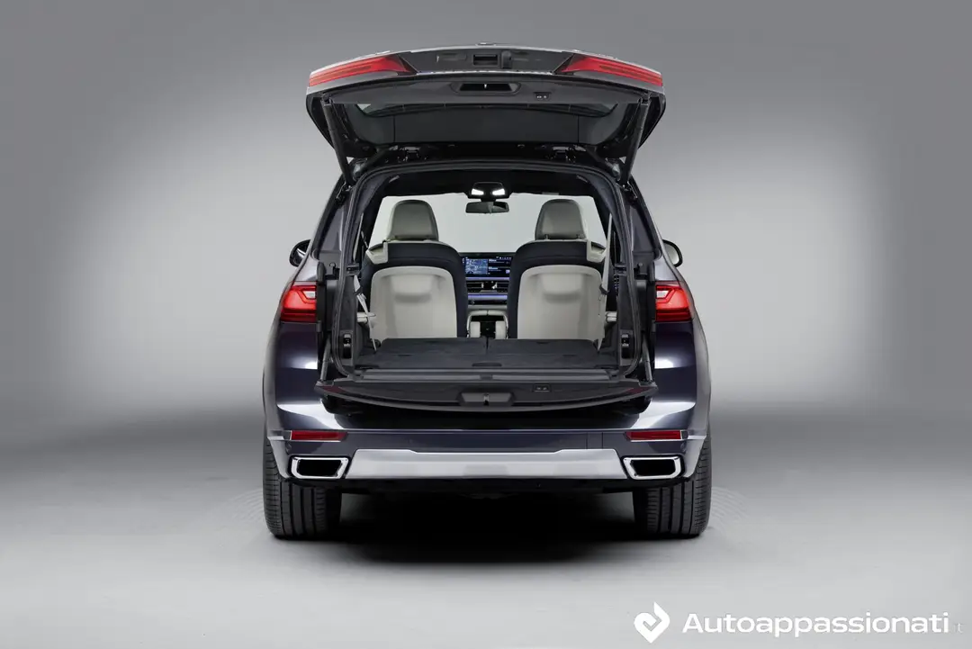 bmw x7 2019 spazio