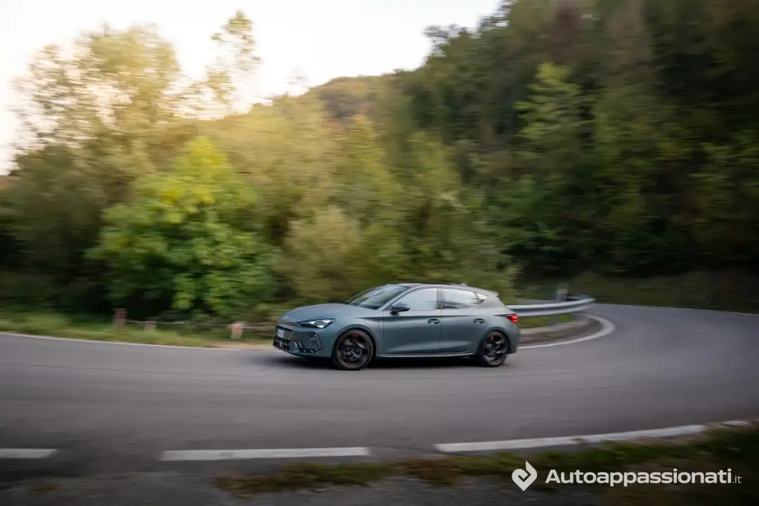 cupra leon vz e hybrid 2026 39