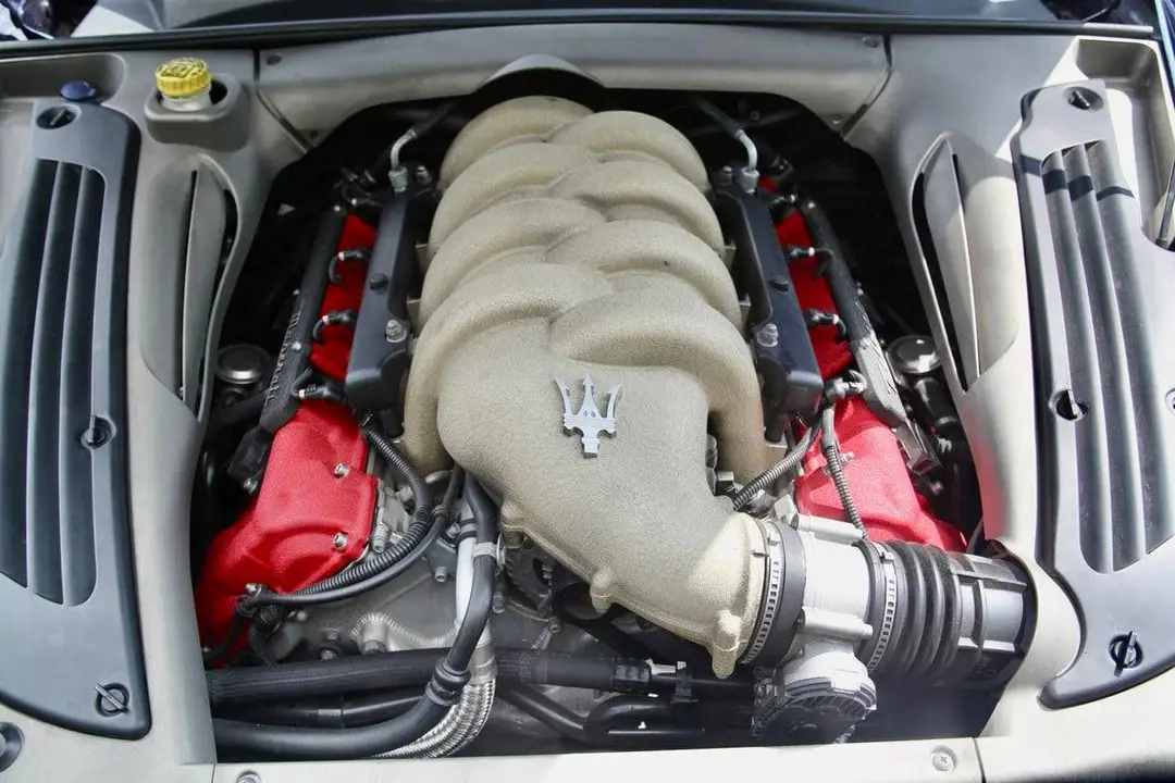Maserati Coupé motore 2002