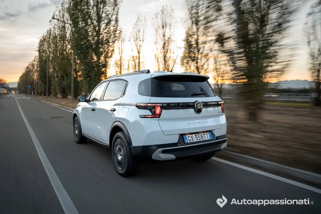 Citroen C3 Aircross tre quarti posteriore