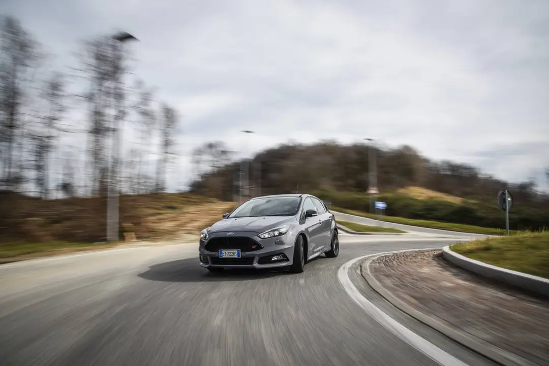 ford_focus_st_45