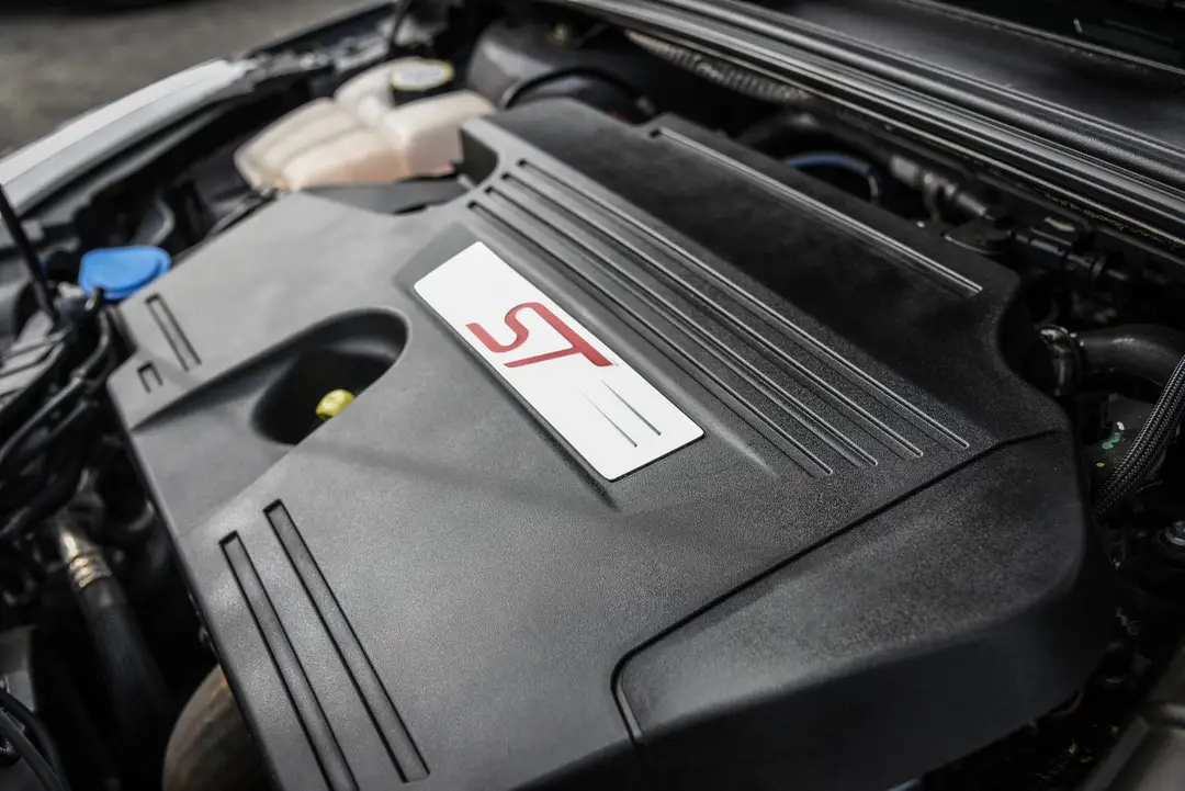 ford_focus_st_48