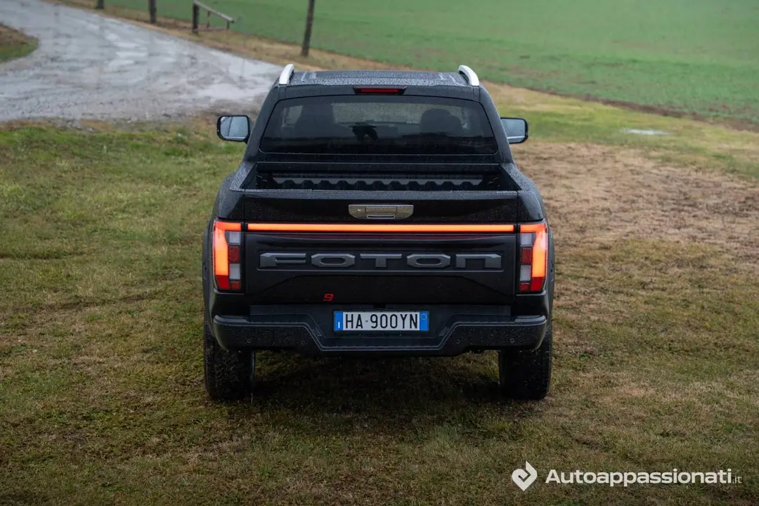 Foton Tunland V9__logo posteriore