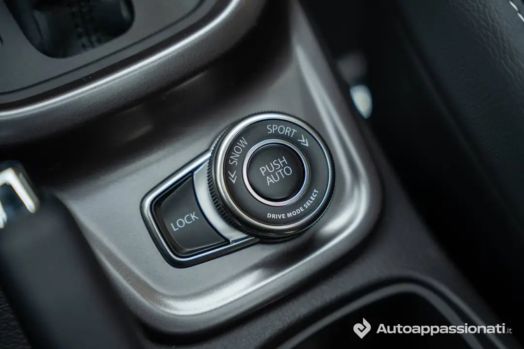 Suzuki Vitara Hybrid AllGrip 2026 13