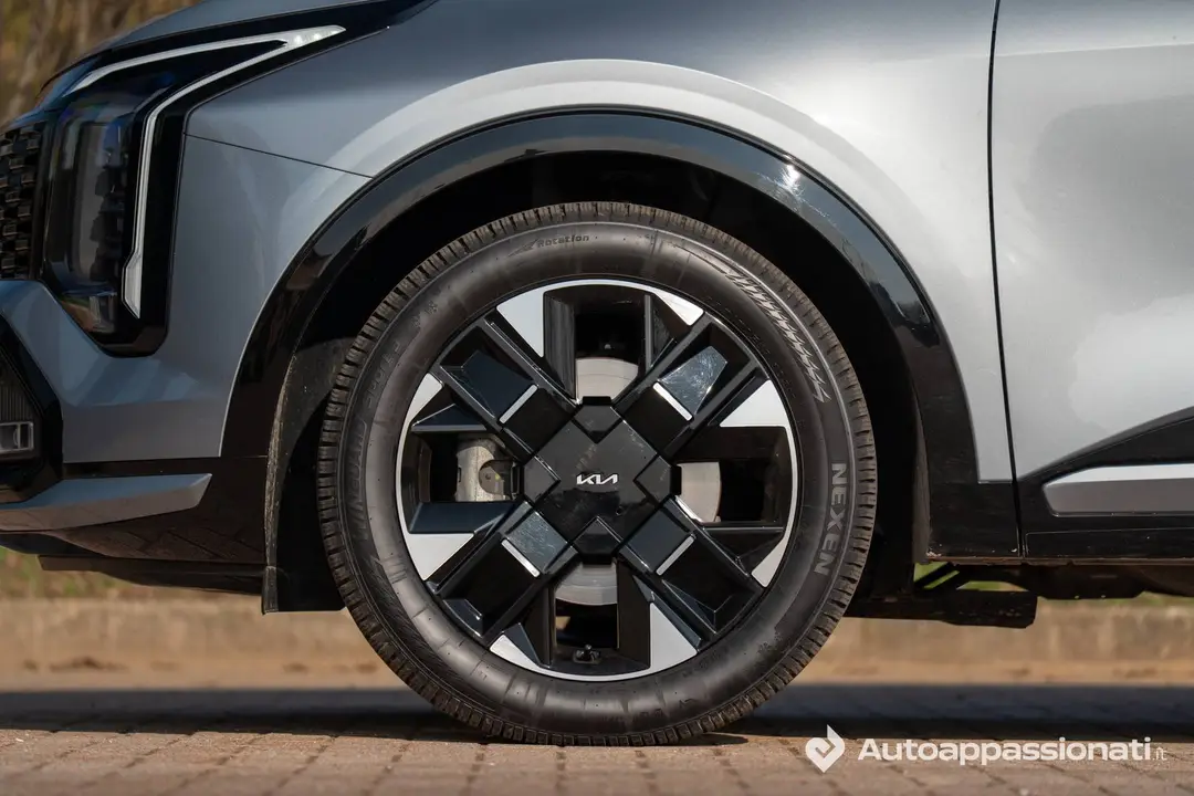 Kia Sportage 1.6 T-GDi HE__wheels