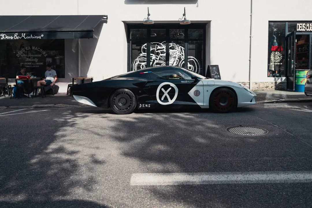 AGTZ Nuova auto di Zagato laterale complessiva