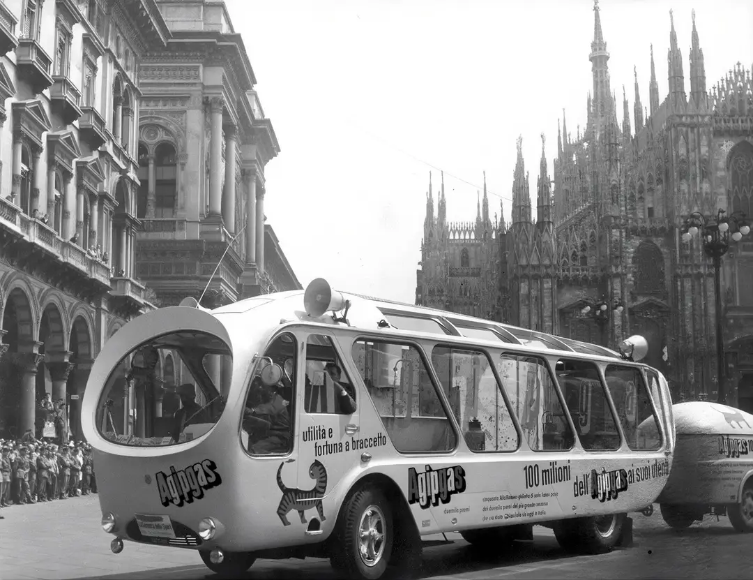 Macchi Nube d_Argento per Agip