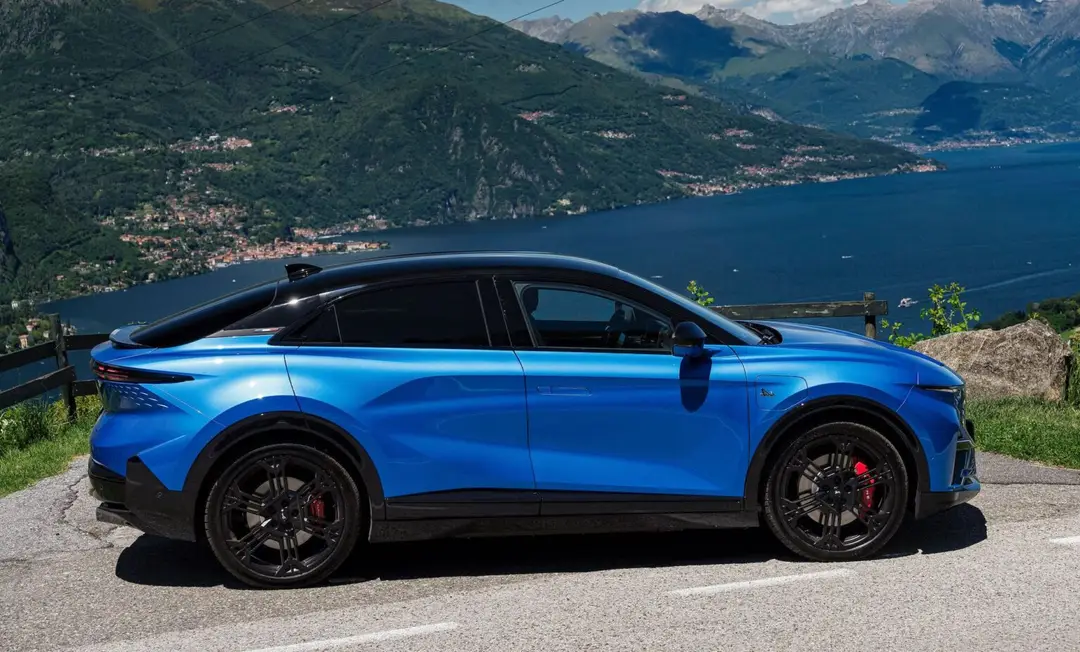 Alpine A390 2026 17