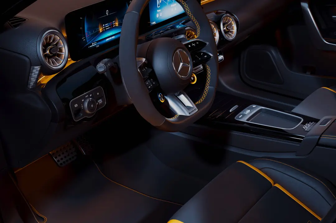 mercedes amg a 45 s final edition interni volante