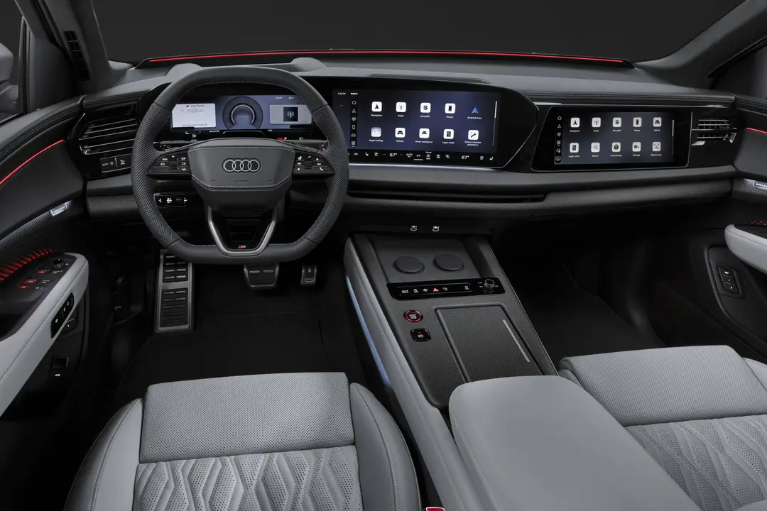 Audi Q9 interni complessivi