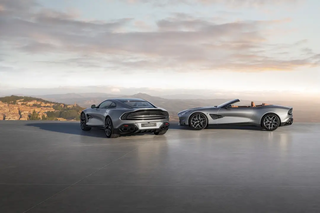 Aston_Martin_Vanquish_25_02