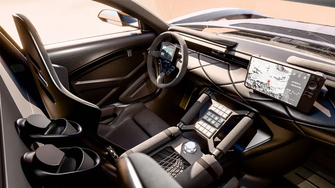 X Skorpio Concept interior