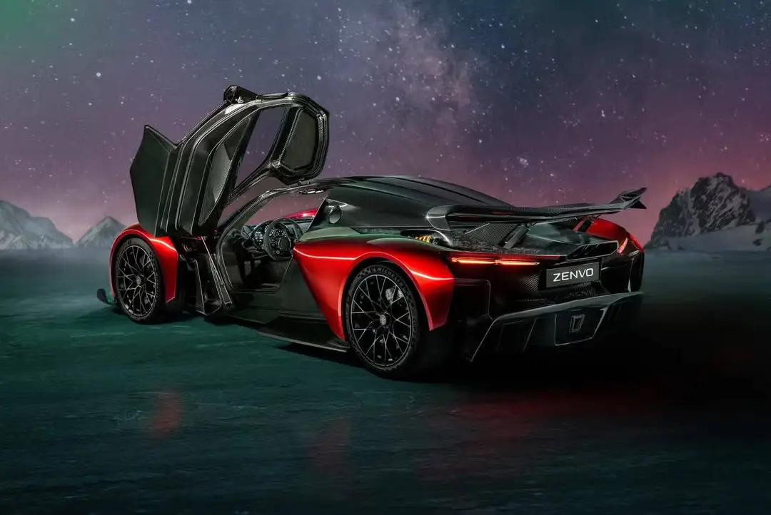 Zenvo-Aurora-1