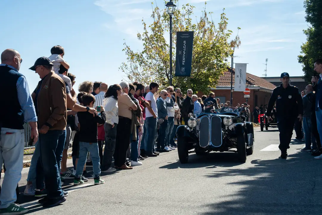 Festival Car ingresso paese