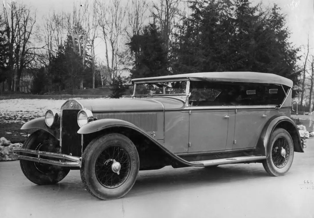 Lancia Dilambda Torpedo