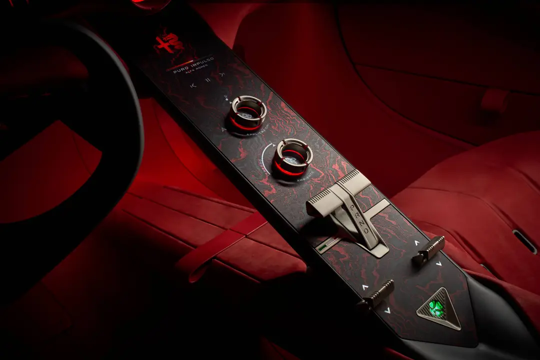 alfa-romeo-cuorerosso tunnel centrale