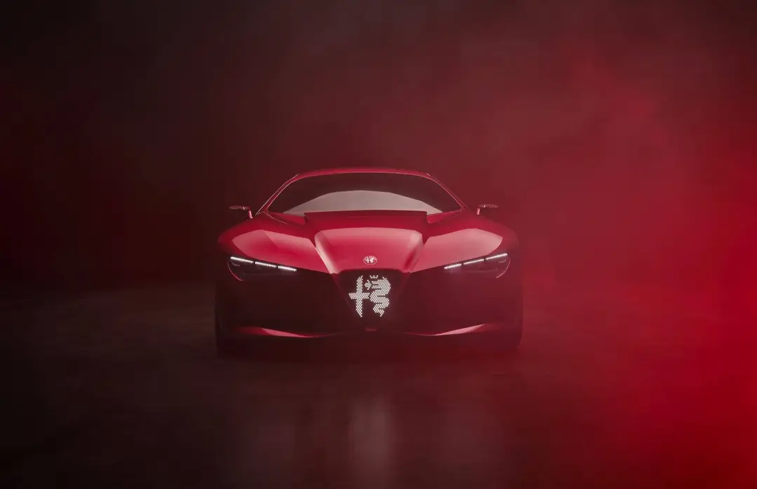 Alfa Romeo Cuorerosso frontale pieno
