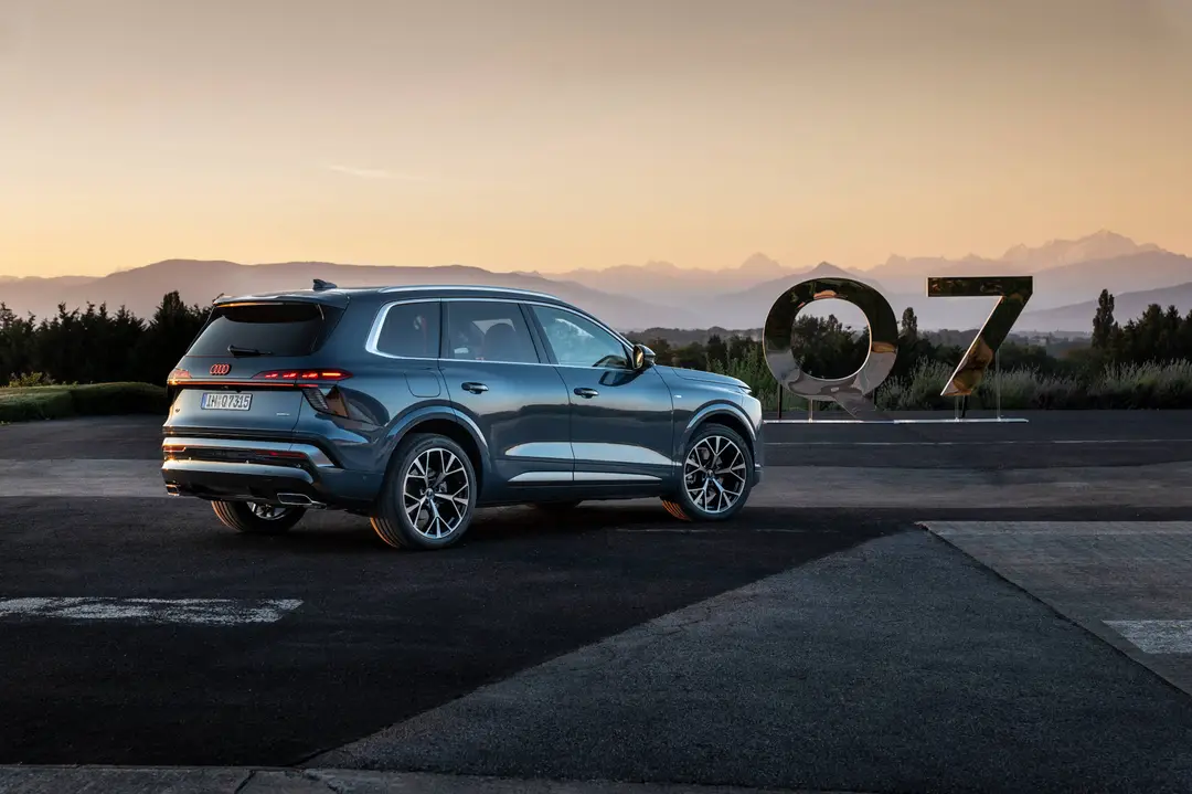 Audi-Q7 posteriore