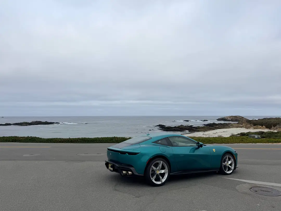 Ferrari Amalfi laterale