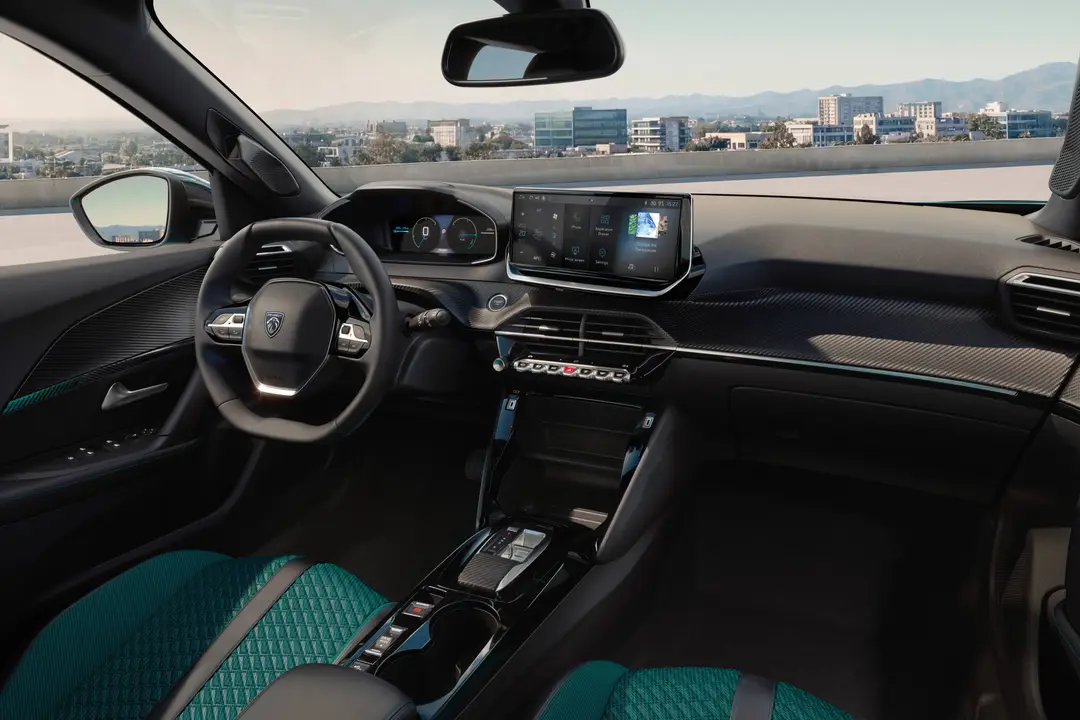 peugeot-2008-hybrid lumiere interni