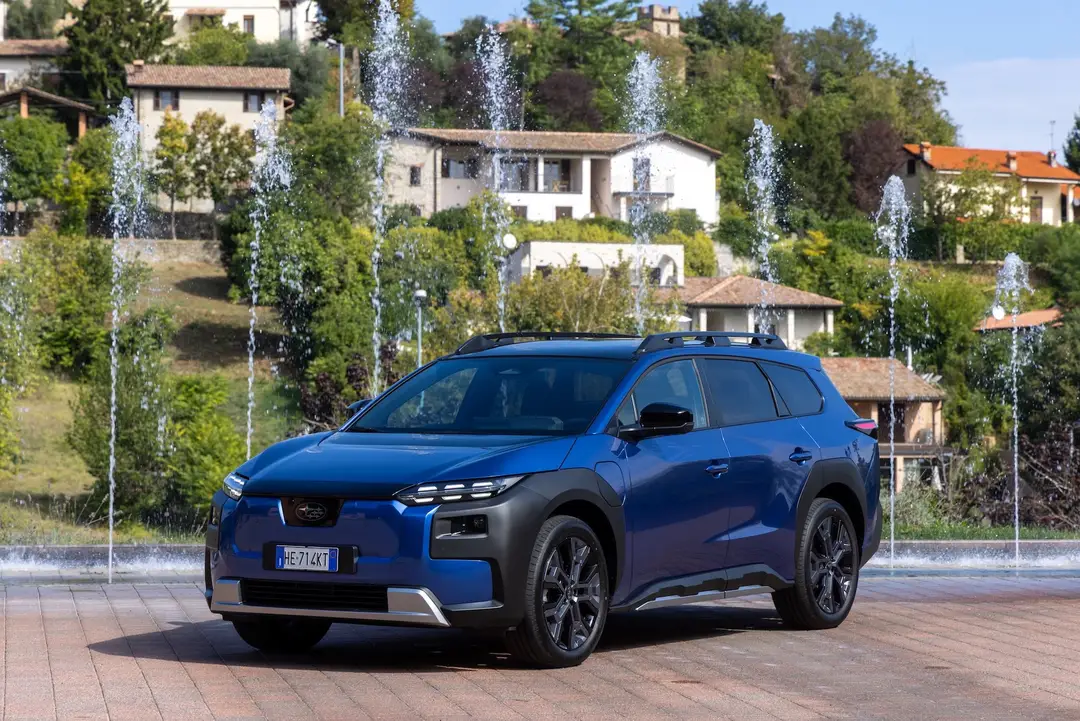 Subaru E-Outack 2026 frontale